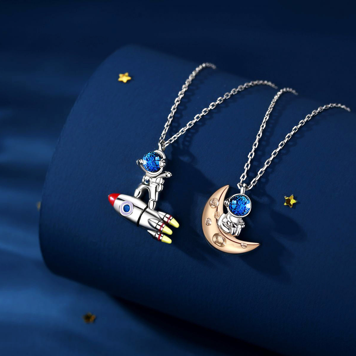 Matching Necklaces for Couples - Cute Astronaut Relationship Necklaces –  Chimatch