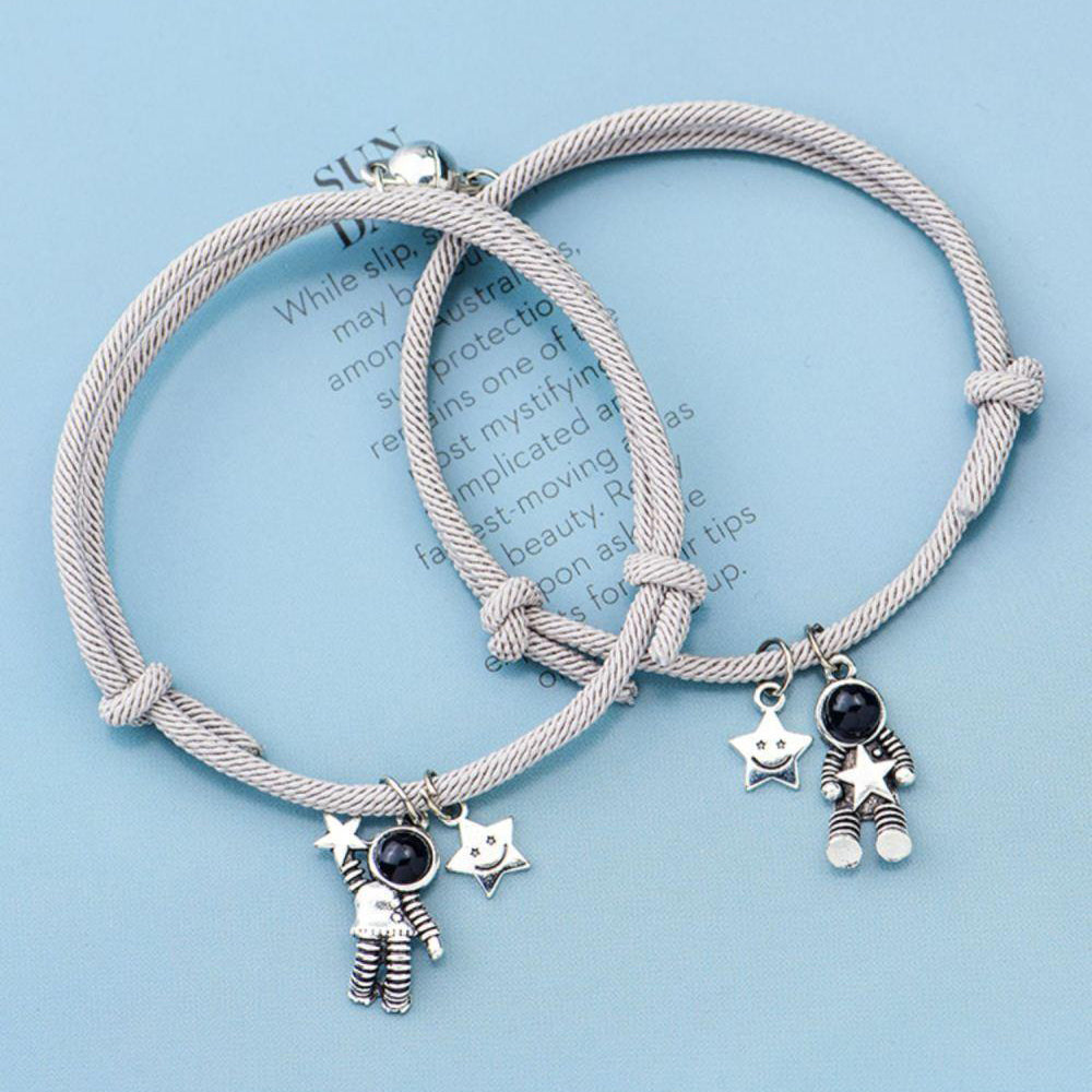 Magnetic Bracelet for Couples - Astronaut Pendant Matching Bracelet - set of 2