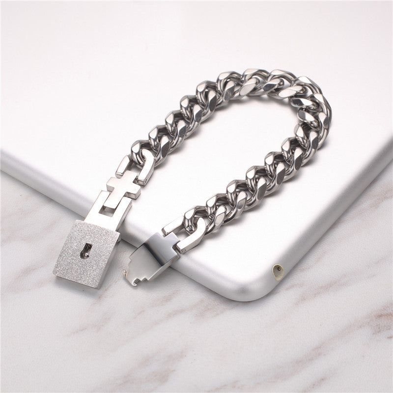 Locking bracelet 2025